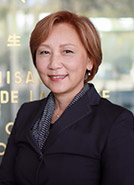 進藤 奈邦子 氏